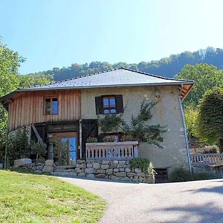 Couette-café Les Pipistrelles Saint-Beron