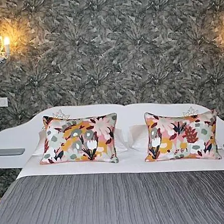 Couette-café Les Pipistrelles 3*